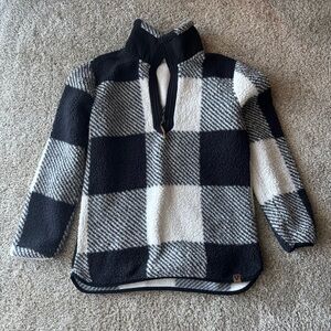 LIV Outdoor Fleece Gingham Print Pullover